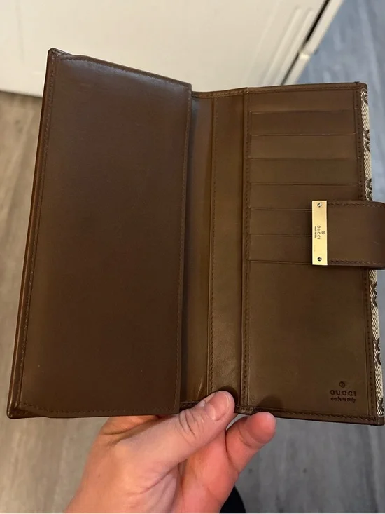 Gucci Beige and Brown Signature GG Continental Wallet in excellent condition - Picture 5 of 8